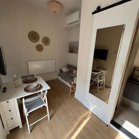 't Vissershutje Apartment